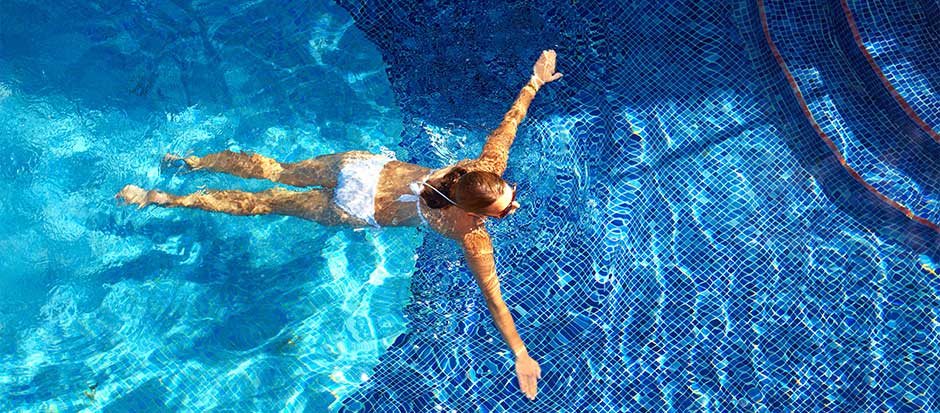 Swimming pool filtration systems for crystal clear water quality